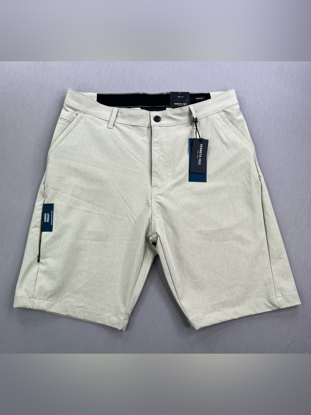 KENNETH COLE MENS SLIM FIT LIGHTWEIGHTS 9.5” TECH SHORTS KHAKI HEATHER